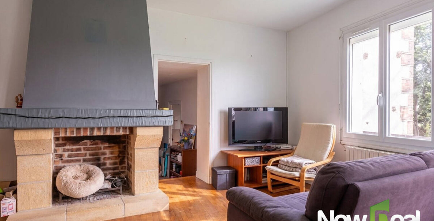 Maison T5 - 84 m² Donzenac — photo 1