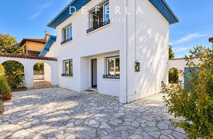 Anglet - Quartier Cantau - Maison à rénover avec jardin, garage et 3 chambres — photo 4
