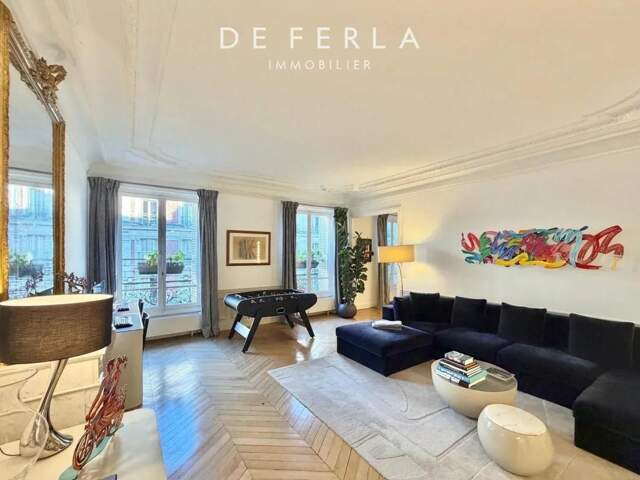 PARIS VII - Appartement traversant au calme absolu — photo du bien