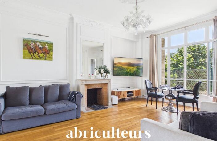 Appartement familial - 189 m² - 7 pièces - Charme de l'ancien - Saint-Mandé — photo 3