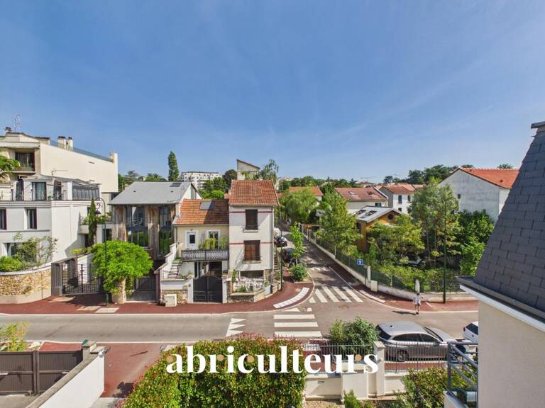 Agréable appartement T3 avec Balcon - 56m² - Garches — photo 1