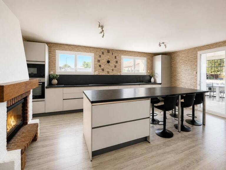 Maison de 7 pièces de 190 m² à Sainte-Verge — photo 1