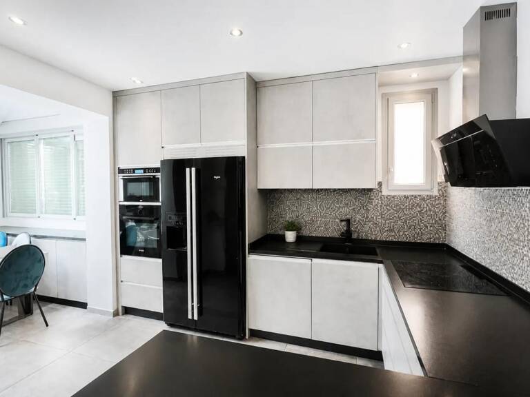 Maison de 7 pièces de 130 m² à Enghien-les-Bains — photo 1