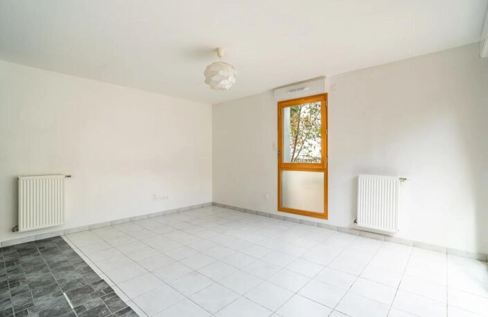 Appartement 5 pièces de 81 m² à Épinay-sur-Seine / avenue Joffre — photo 2