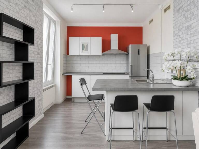 Appartement 3 pièces de 57 m² à Toulon
Travaux à prévoir — photo 1