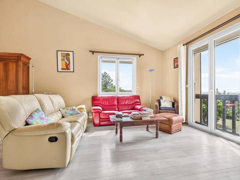 Maison de 7 pièces de 200 m² à Châteauneuf-de-Gadagne — photo 1