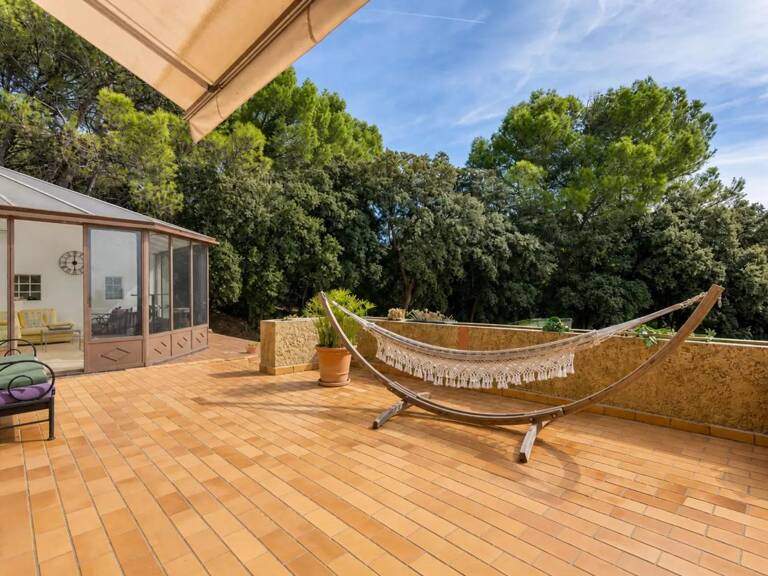 Maison de 7 pièces de 200 m² à Châteauneuf-de-Gadagne — photo 1