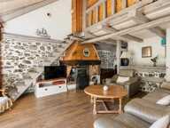 DOUSSARD — MAISON DE CARACTÈRE AVEC TERRASSE, DEUX STUDIOS ET UN T2 — photo 4