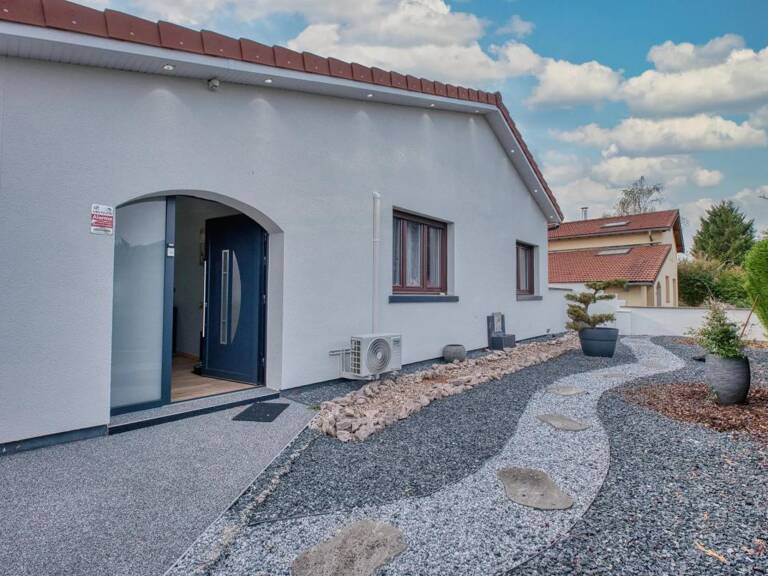 Maison de 8 pièces de 225 m² à Lemud — photo 1