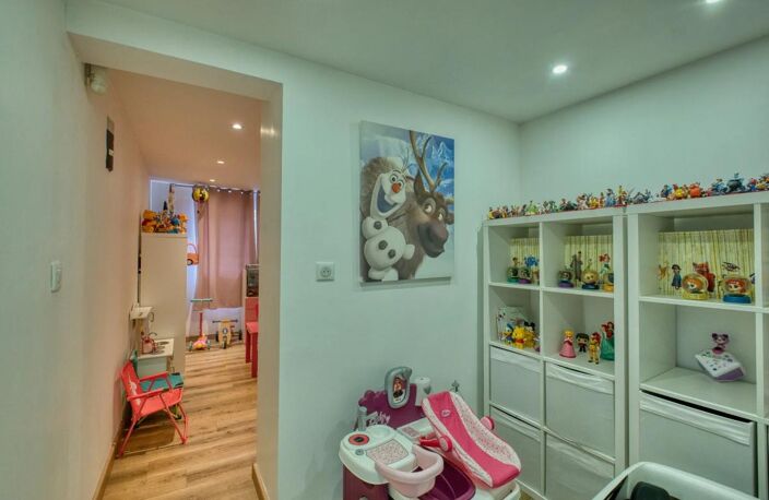 Maison de 8 pièces de 225 m² à Lemud — photo 4