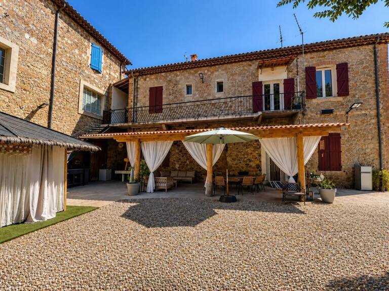 Maison de 10 pièces de 226 m² à Robiac-Rochessadoule — photo 1