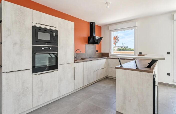 Appartement 4 pièces de 105 m² à Baillargues — photo 4