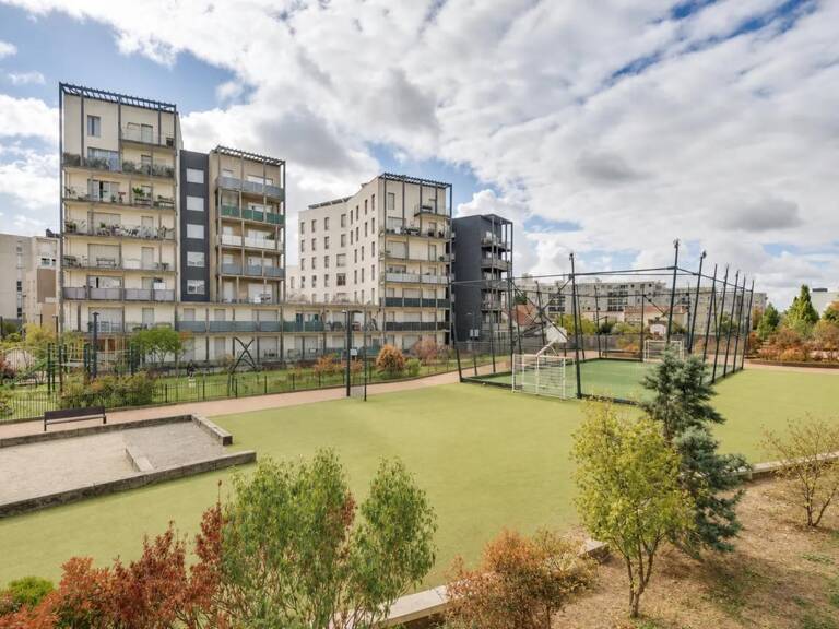 Studio de 1 pièce de 32,64 m² à Romainville — photo 1