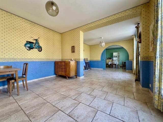 Fismes – Maison avec de beaux volumes et jardin — photo du bien