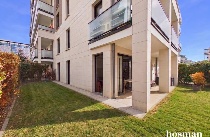 T3 lumineux avec jardin privatif et terrasse — Calme & Standing - Parkings — photo 2