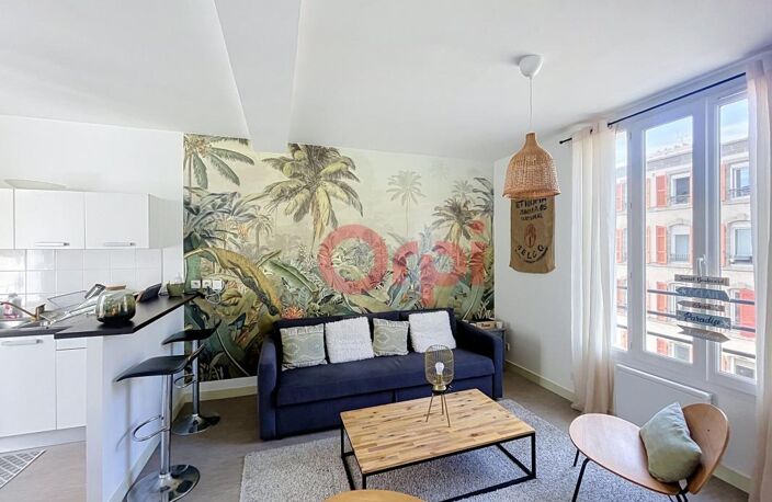 Appartement À Vendre QUARTIER SAINT MARTIN — photo 2