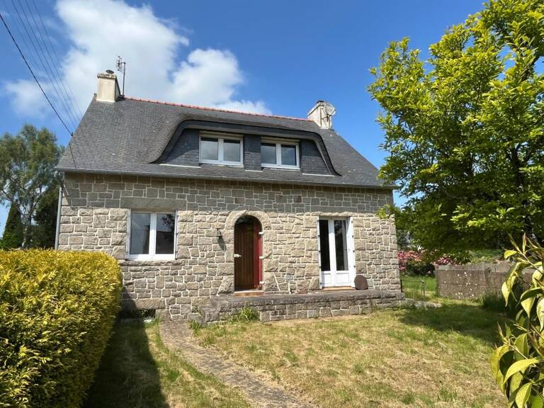A VENDRE - Charmante maison en pierre avec jardin — photo 1