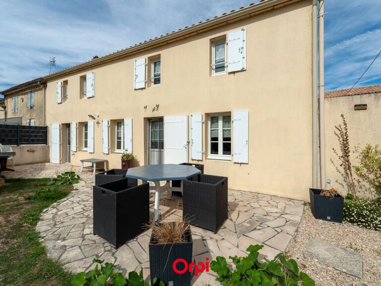 Maison LE THOU 3 chambres Terrain 231m² — photo 1