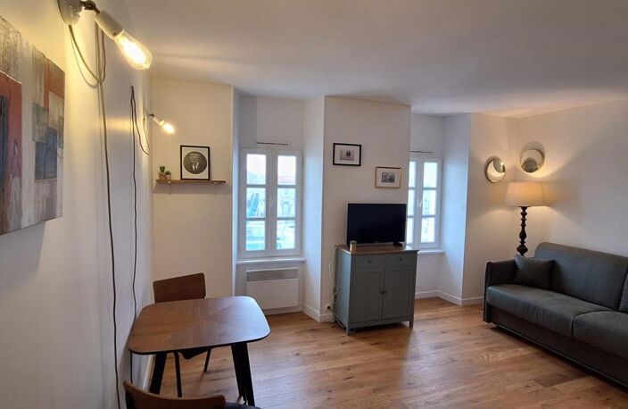 Appartement À Vendre Vue Port à Saint Martin de Ré — photo 2