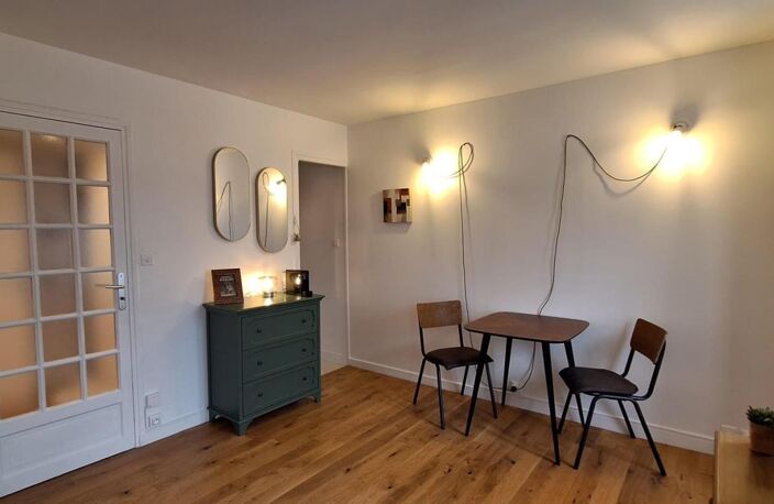 Appartement À Vendre Vue Port à Saint Martin de Ré — photo 5