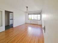 LYON 3e – MAISONS NEUVES – STUDIO AVEC BALCON, CAVE ET STATIONNEMENT PRIVATIF – 139 000 € FAI — photo 2
