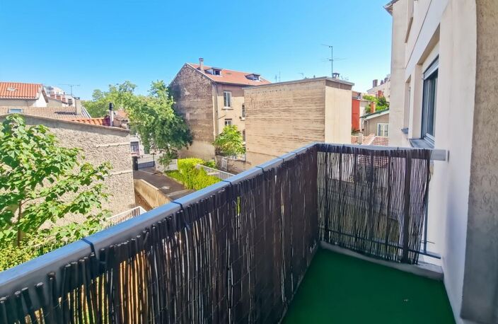 LYON 3e – MAISONS NEUVES – STUDIO AVEC BALCON, CAVE ET STATIONNEMENT PRIVATIF – 139 000 € FAI — photo 4