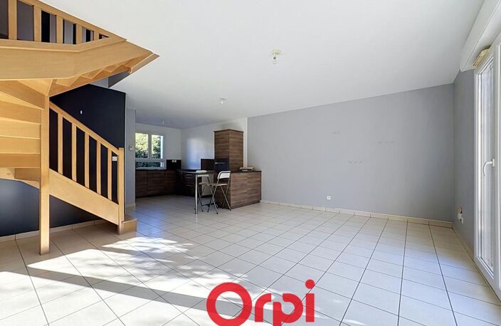 Maison récente de 83 m² à Corbas – 3 chambres, jardin & garage au calme ! — photo 5