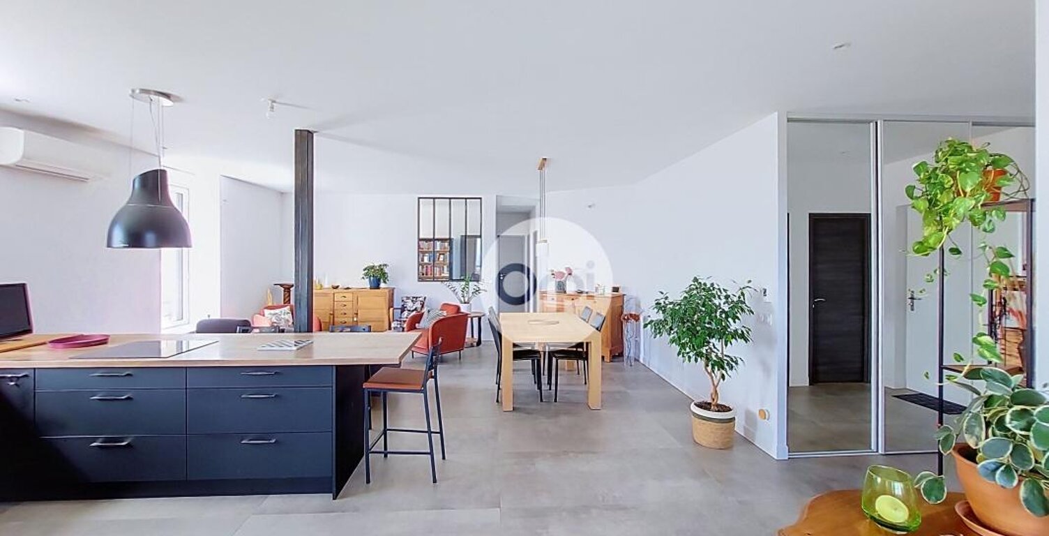Appartement À Vendre — photo 1