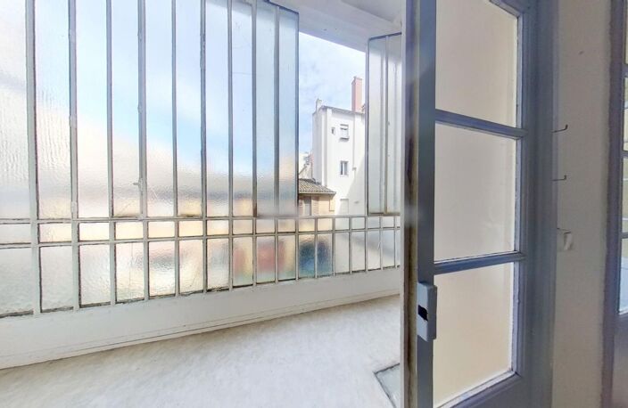A VENDRE LYON 6 METRO FOCH — photo 4
