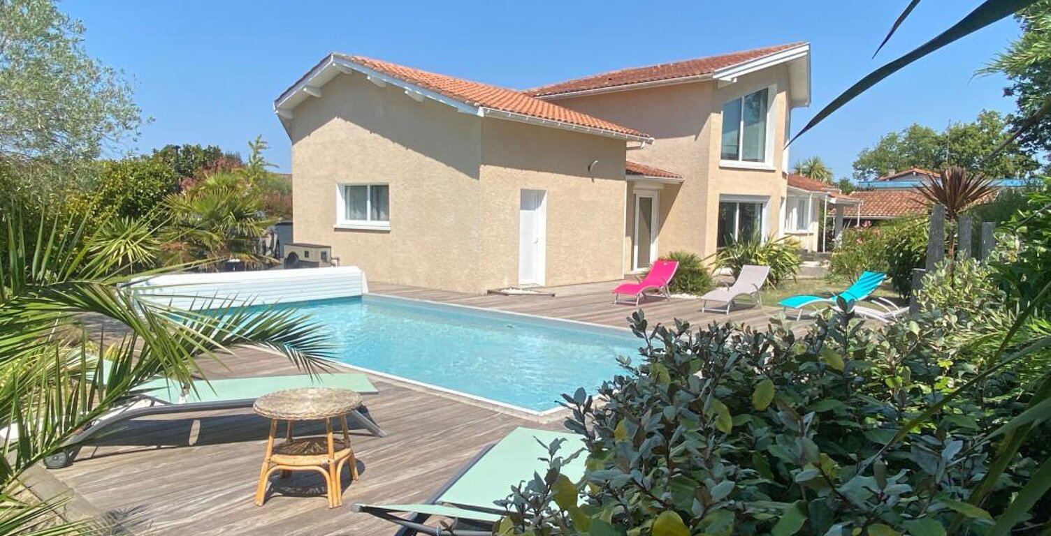 Maison À Vendre avec piscine, 3 chambres, garage et terrasse – La Teste-de-Buch — photo 1