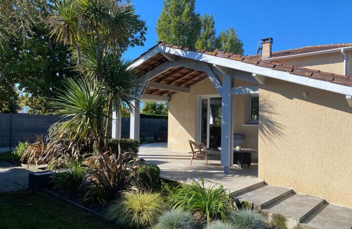 Maison À Vendre avec piscine, 3 chambres, garage et terrasse – La Teste-de-Buch — photo 2