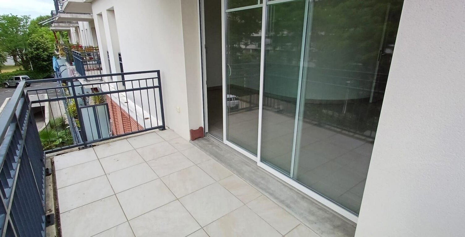 Appartement T2 avec balcon et parking La Teste — photo 1
