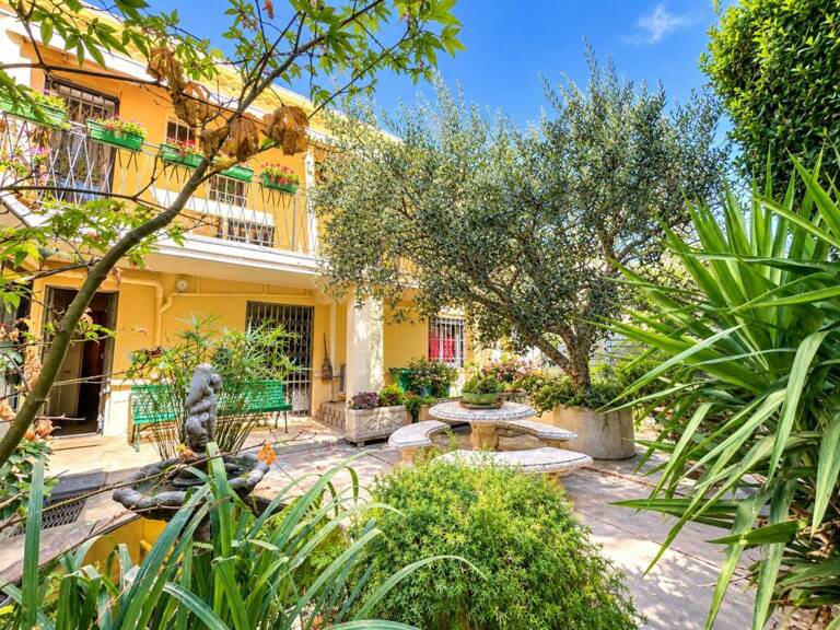 Maison avec jardin - Secteur Les Amoureux — photo 1