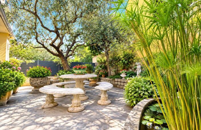 Maison avec jardin - Secteur Les Amoureux — photo 2