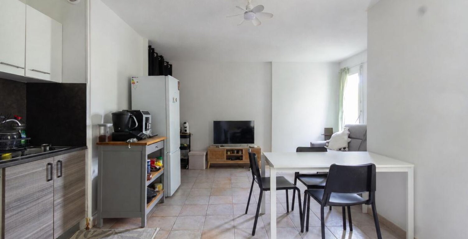 Appartement VENDU LOUE T2 de 40 m² - Idéal investissement locatif — photo 1