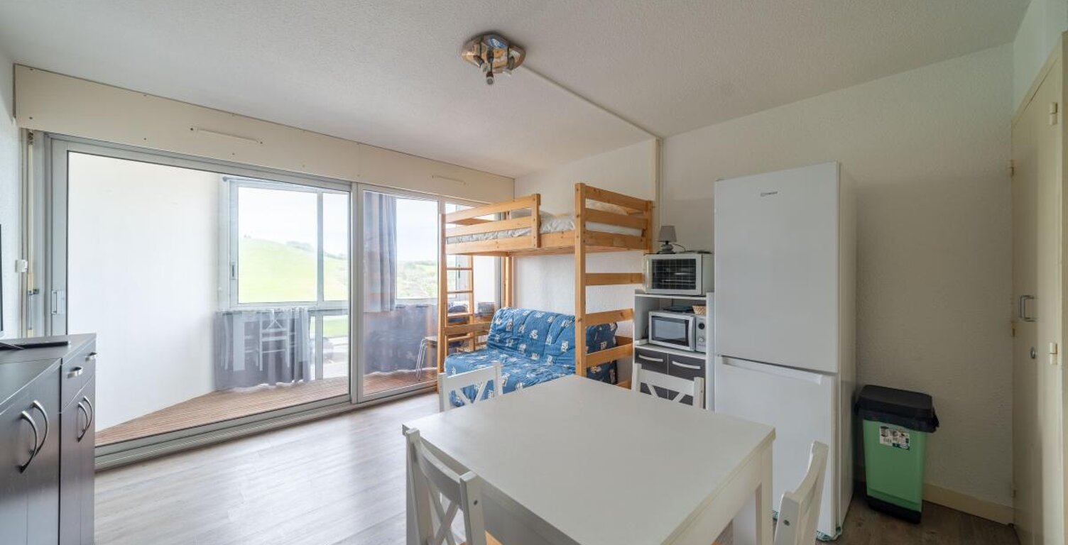 Appartement À Vendre — photo 1