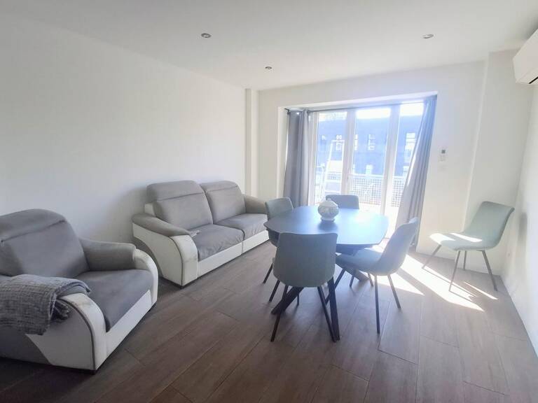 TOULON OUEST – T3 AVEC BALCON, LOGGIA & CAVE — photo 1