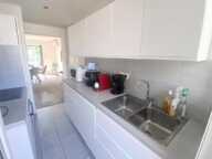TOULON OUEST – T3 AVEC BALCON, LOGGIA & CAVE — photo 2