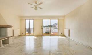 Appartement 4 Pièces 120 m² à louer à Mandelieu-la-Napoule (06210)