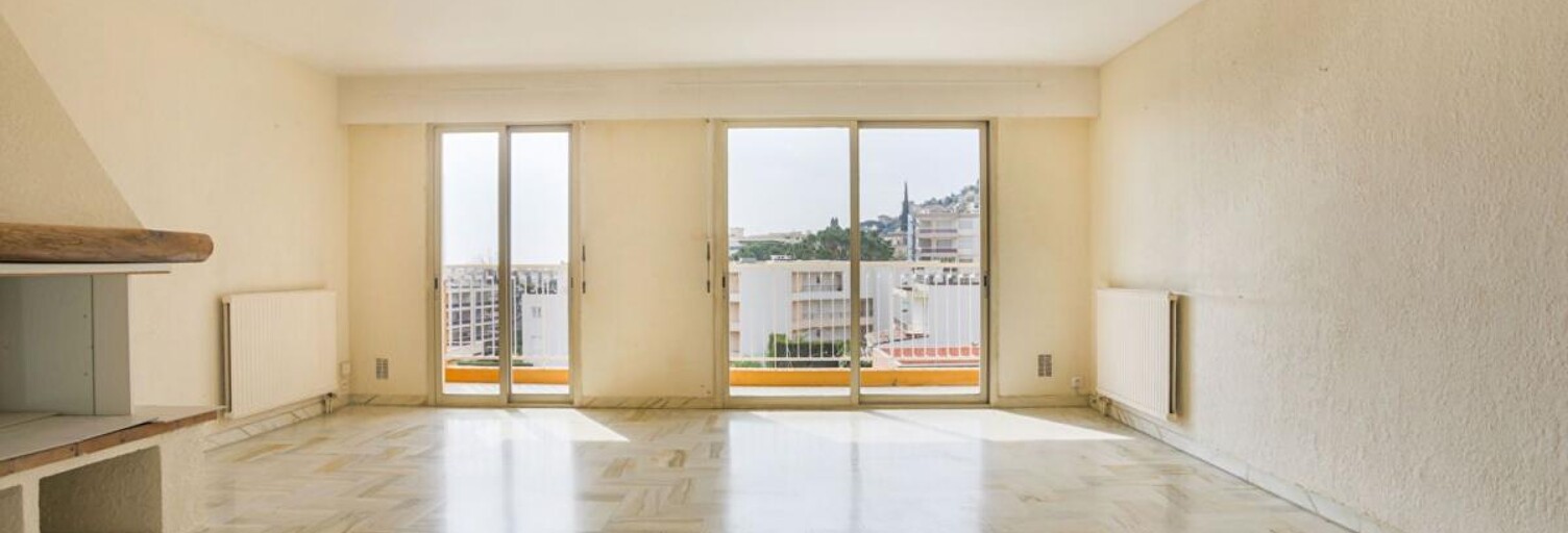 Appartement 4 Pièces 120 m² à louer à Mandelieu-la-Napoule (06210)