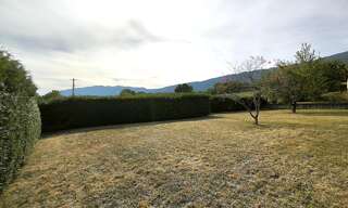 Terrain  426 m² à vendre à Thoiry (01710)