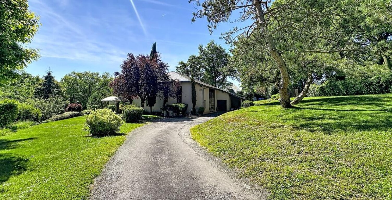 Maison d’architecte de 230m² au cœur d’un magnifique parc arboré – RIGNAC — photo 1