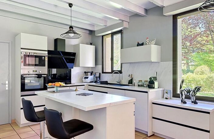 Maison d’architecte de 230m² au cœur d’un magnifique parc arboré – RIGNAC — photo 5
