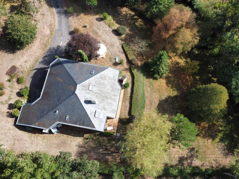 Maison d’architecte de 230m² au cœur d’un magnifique parc arboré – RIGNAC — photo 1