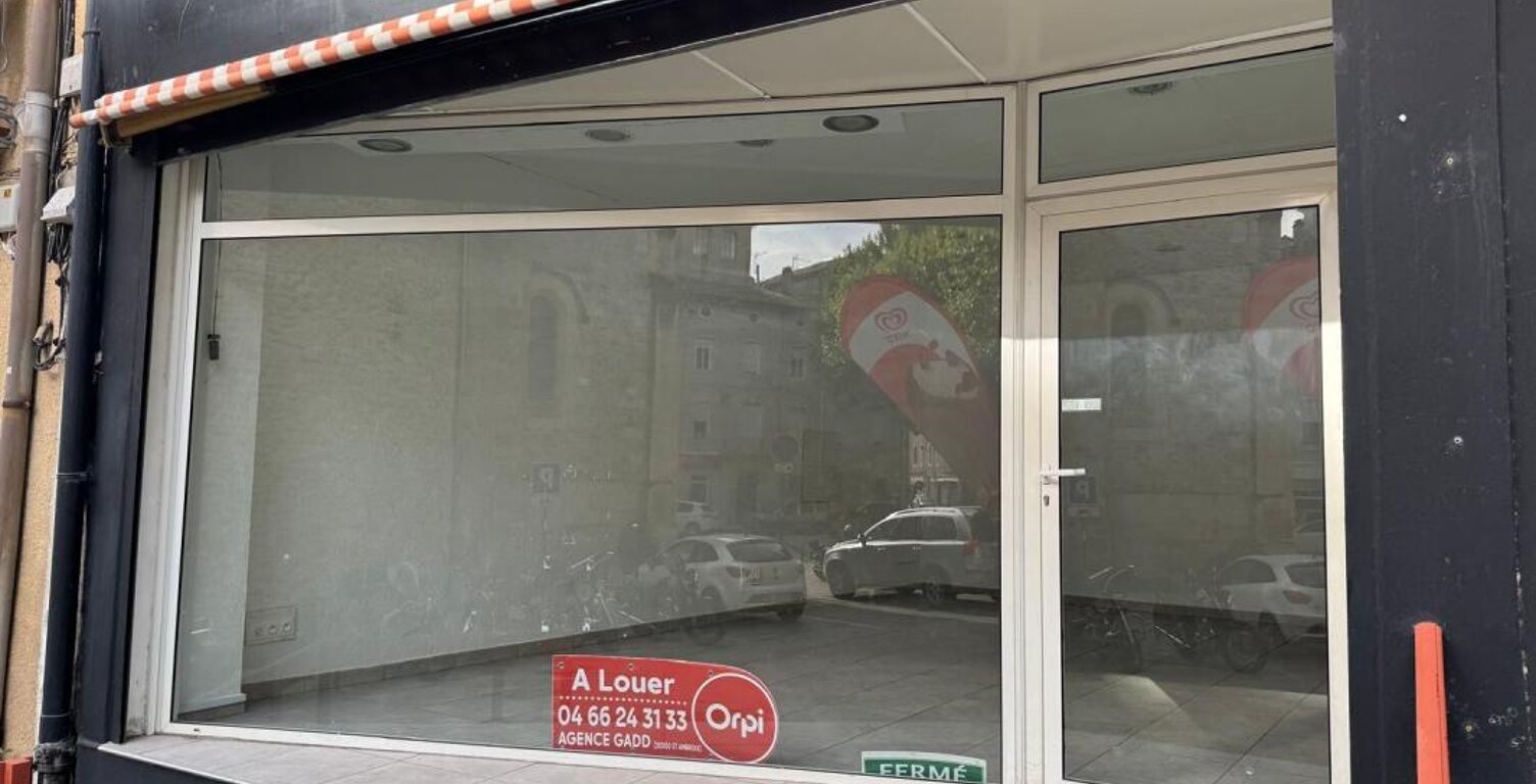Bien Commercial À Louer — photo 1