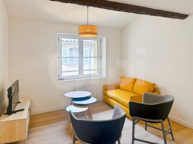 Appartement T2 Toulon meublé — photo du bien