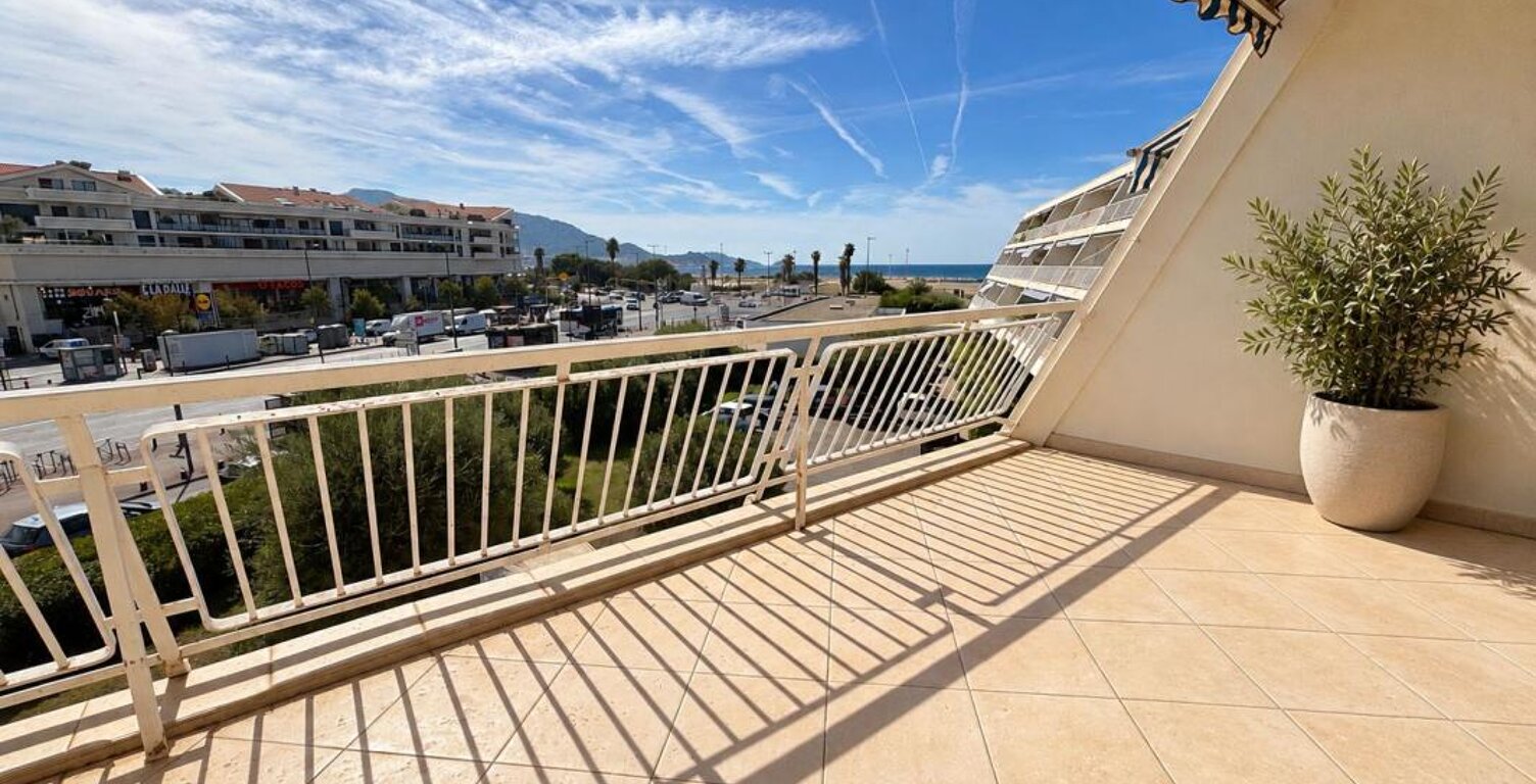 Type 2 Marseille 13008 David/Borély vue mer — photo 1