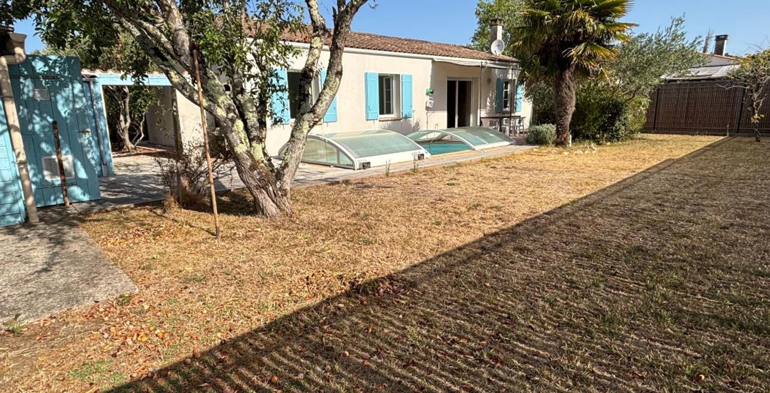 Maison à louer à l'année — photo 1