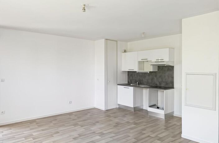   OLIVET – Appartement T2 avec balcon, proche transports et commerces ! — photo 3