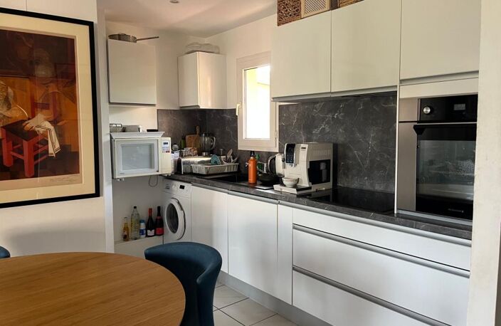 Appartement À Vendre — photo 2